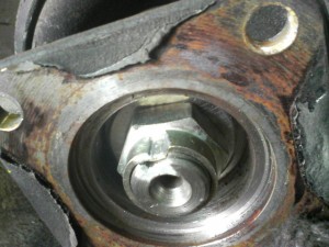 AE86-propeller_shaft_nut