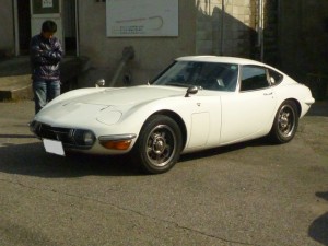 TOYOTA_2000GT